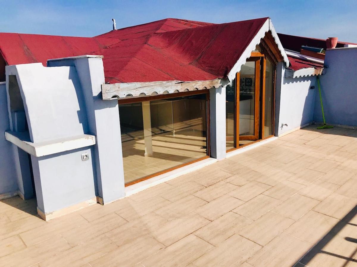 Wide Family House