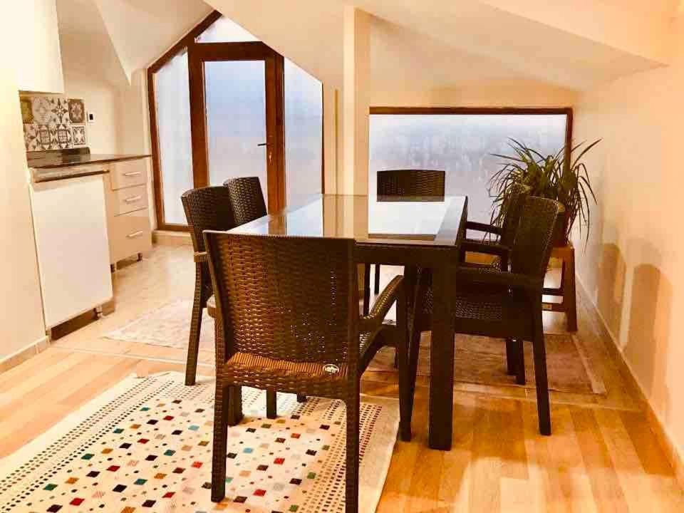 Wide Family House Daire *