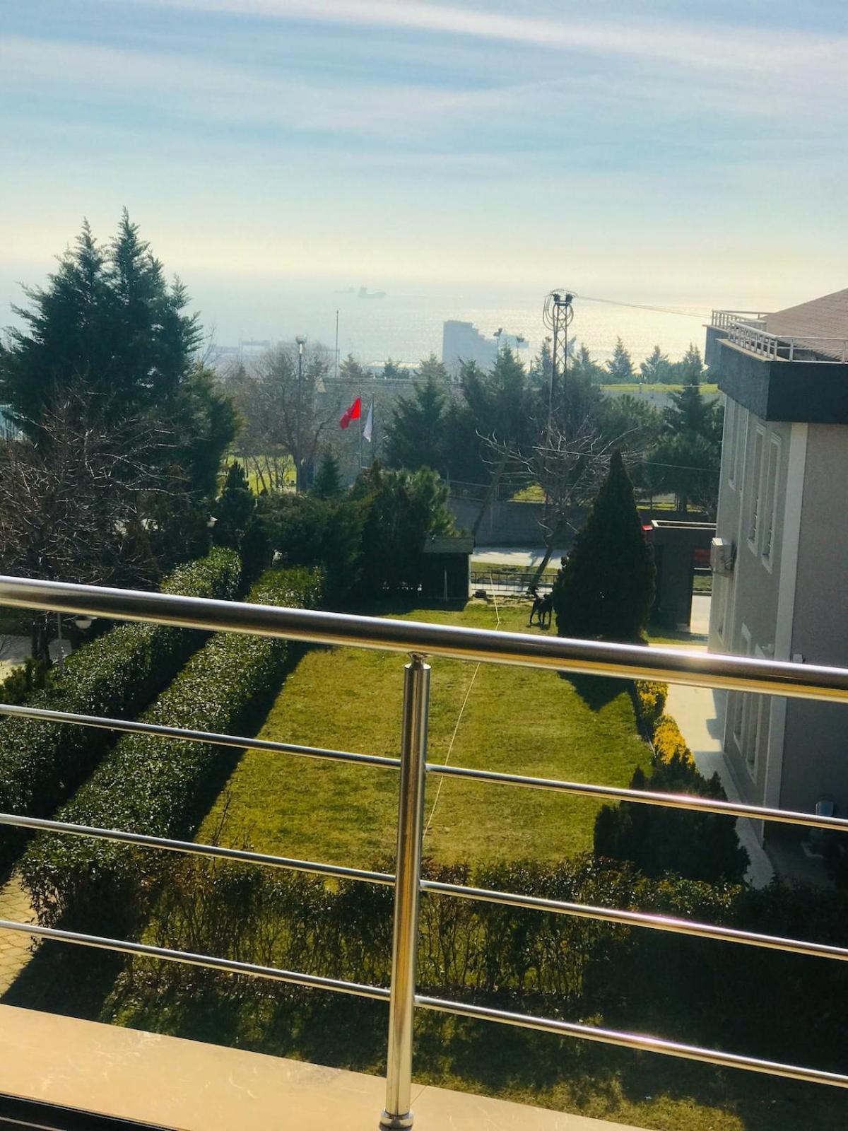 Wide Family House * İstanbul